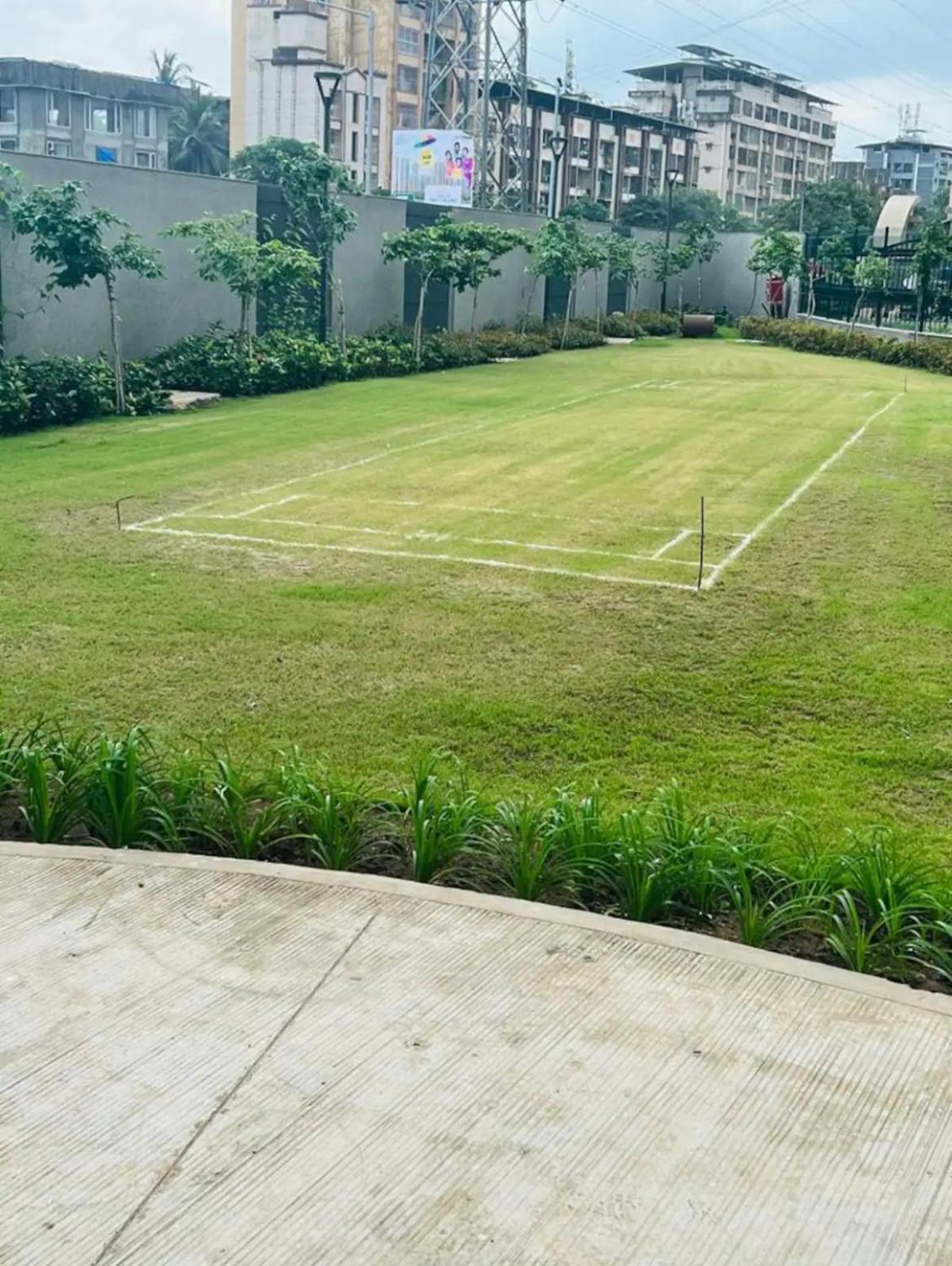 Boutique Suite Lodha Opposite Gcc Mumbai Exterior photo